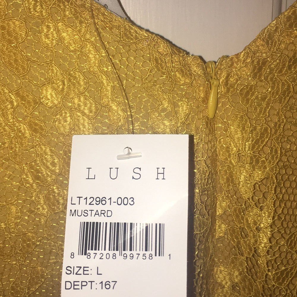 Lush lace tie tank - Picture 3 of 4